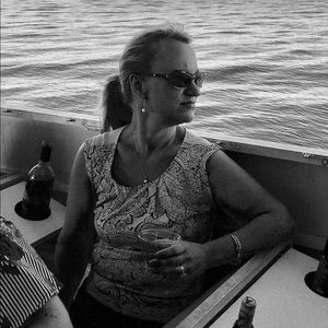 Meet your Posher, Rebecca